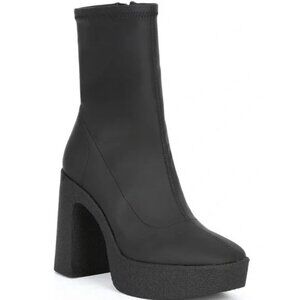 NEW Gianni Bini Dayore Rubberized Stretch Platform Booties in Black
